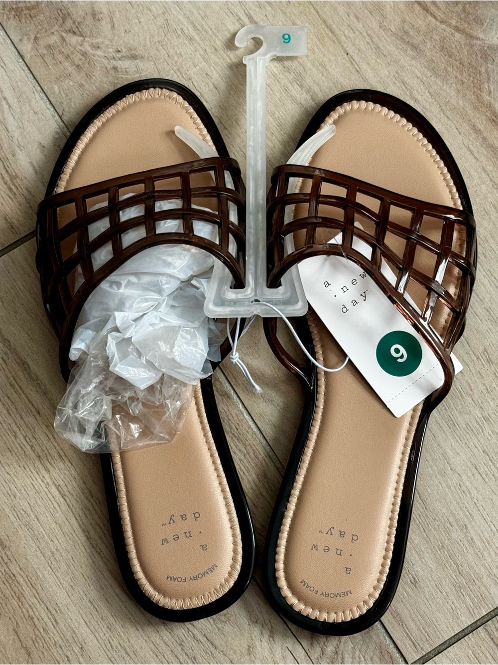 NWT a new day Brown Cage Slide Sandals Size 9 with memory foam